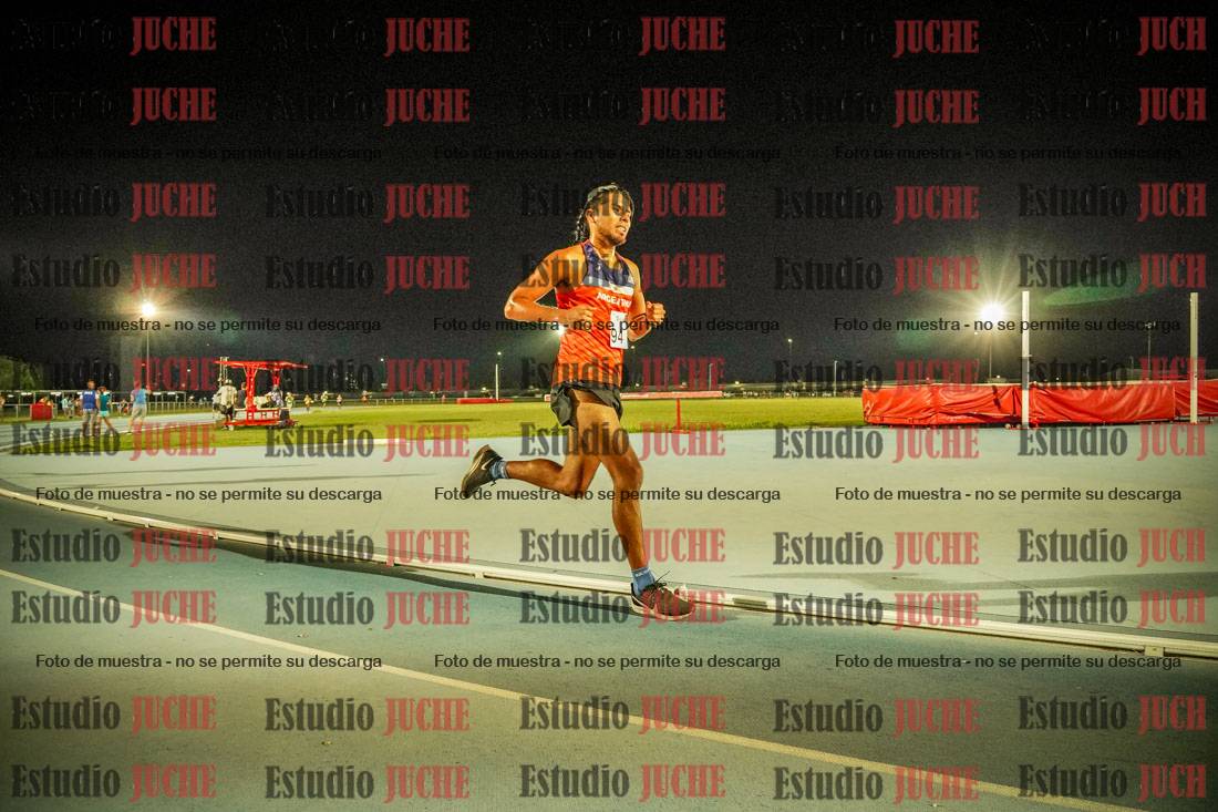 Fotos de los 3000 m llanos de varones