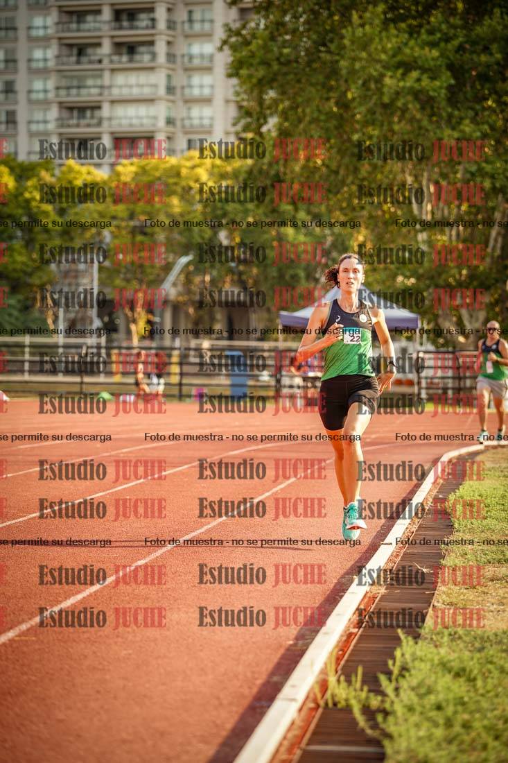 Fotos de los 5000 m llanos de mujeres y varones
