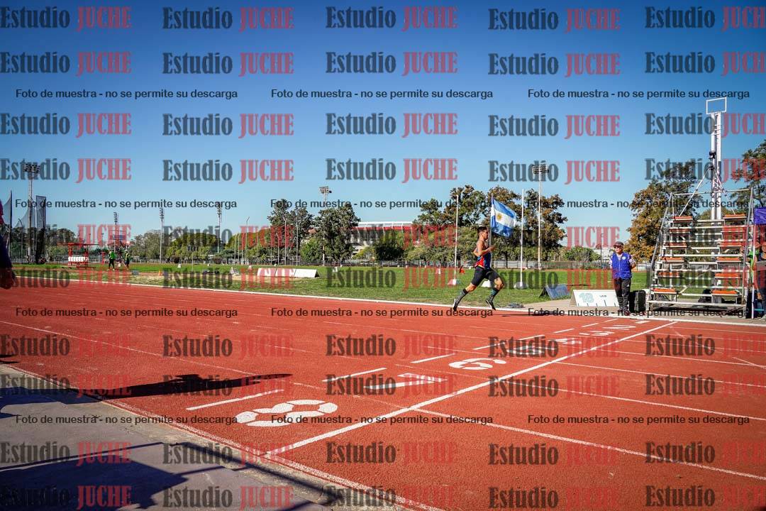 Fotos de los 400 m llanos de varones