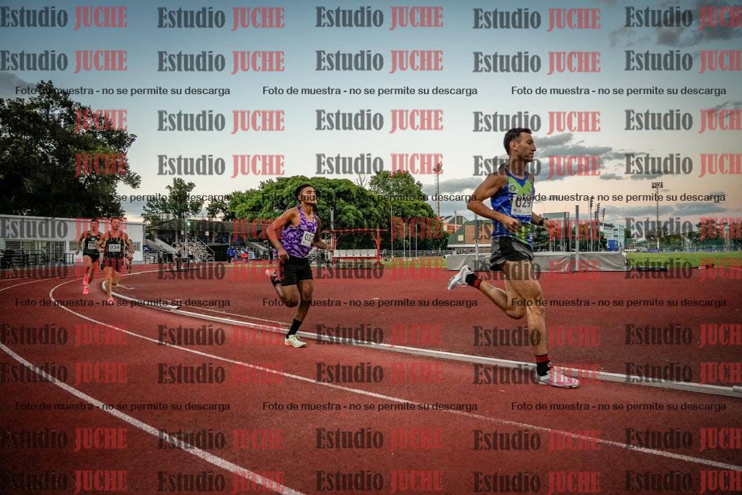 Fotos de los 1500 m llanos de varones