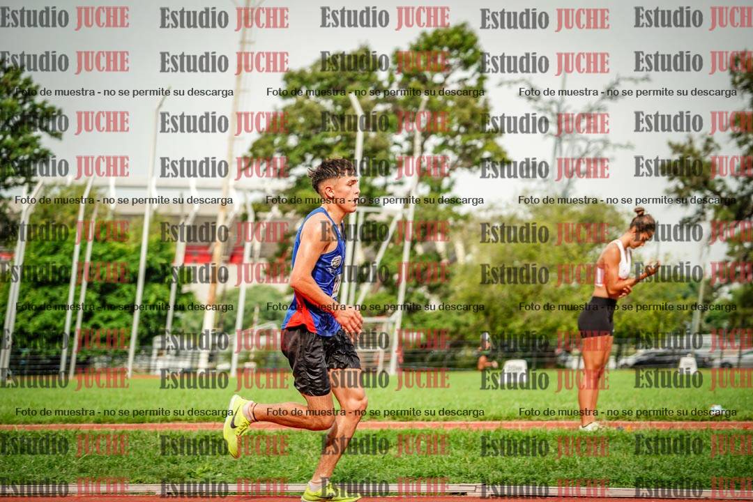 Fotos de los 3000 m con obstáculos de varones