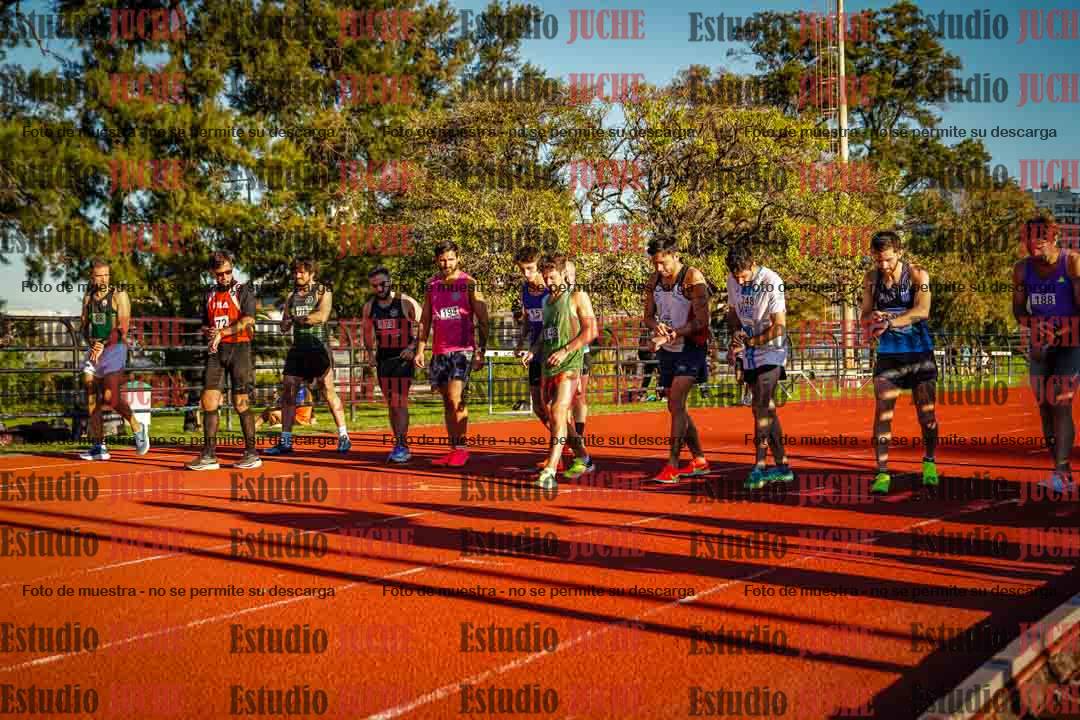 Fotos de los 3000 m llanos de varones