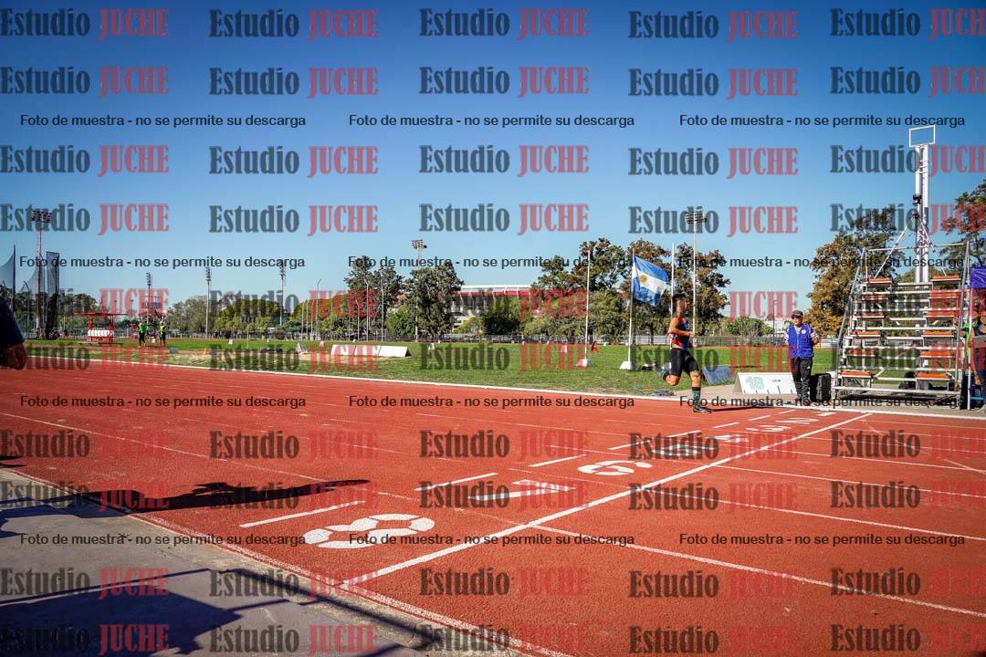 Fotos de los 400 m llanos de varones