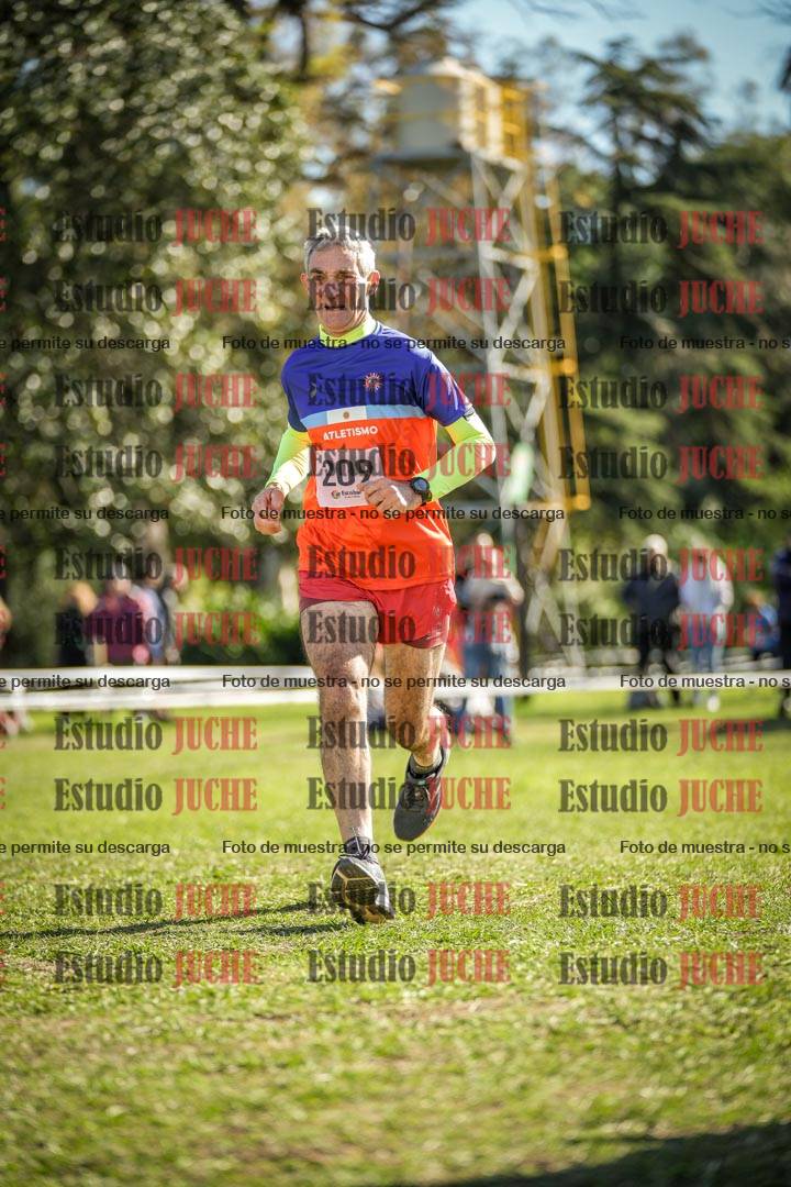 Fotos de la llegada del cross de 1500 m