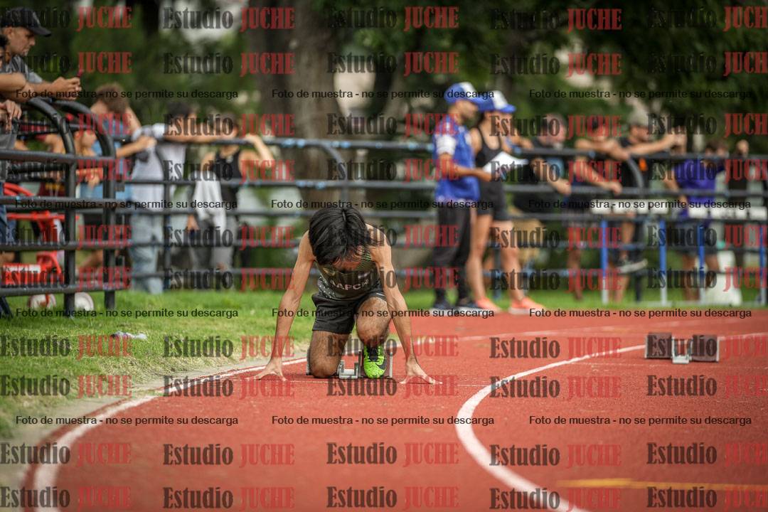 Fotos de los 200 m llanos de varones