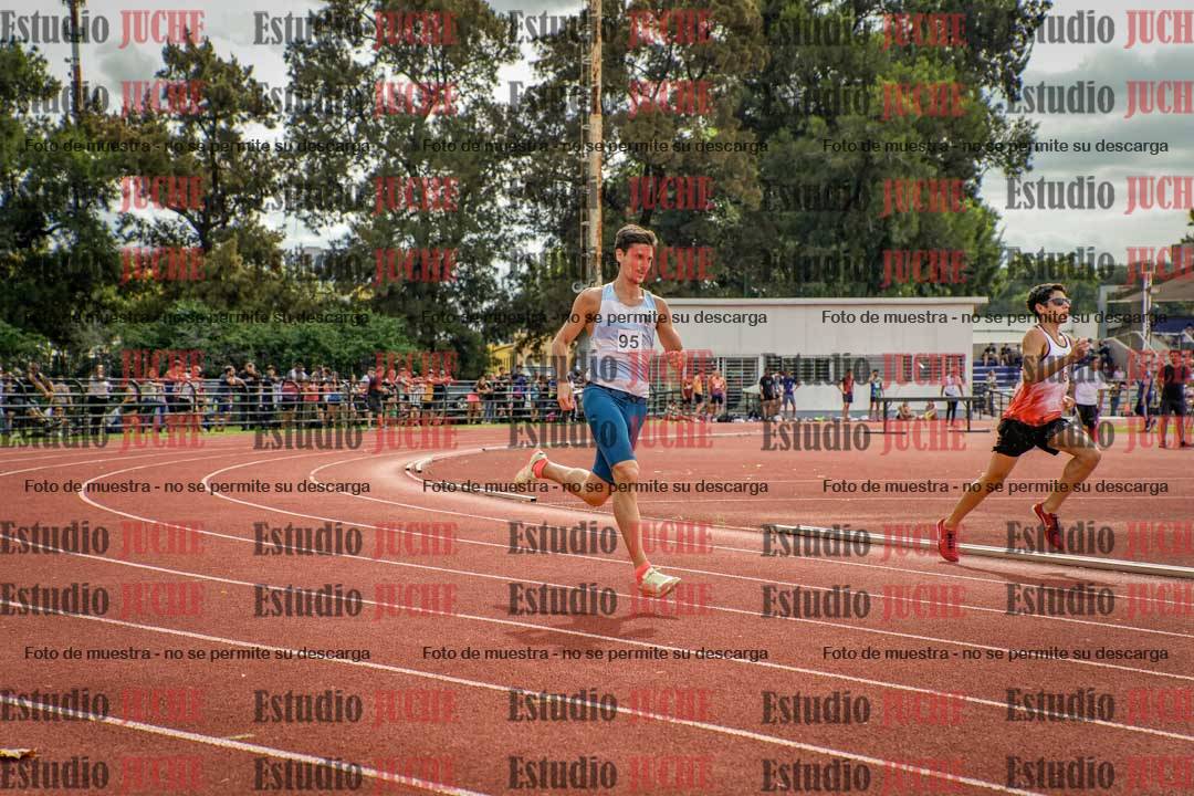 Fotos de los 800 m de varones