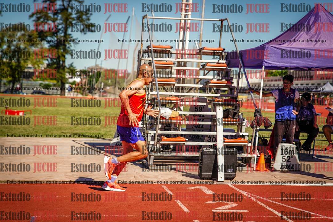 Fotos de los 800 m llanos de varones