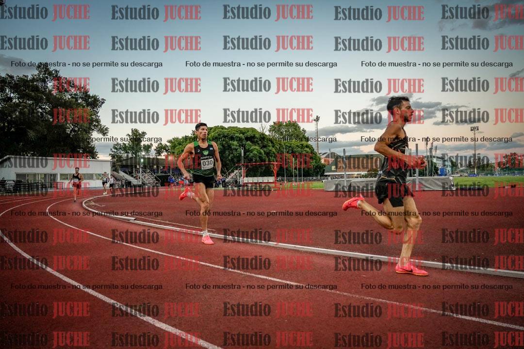Fotos de los 1500 m llanos de varones