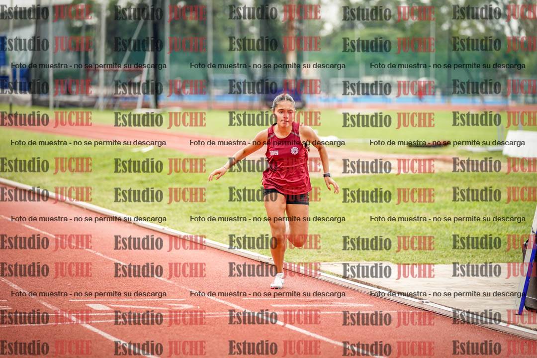 Fotos de los 295 m con vallas de mujeres