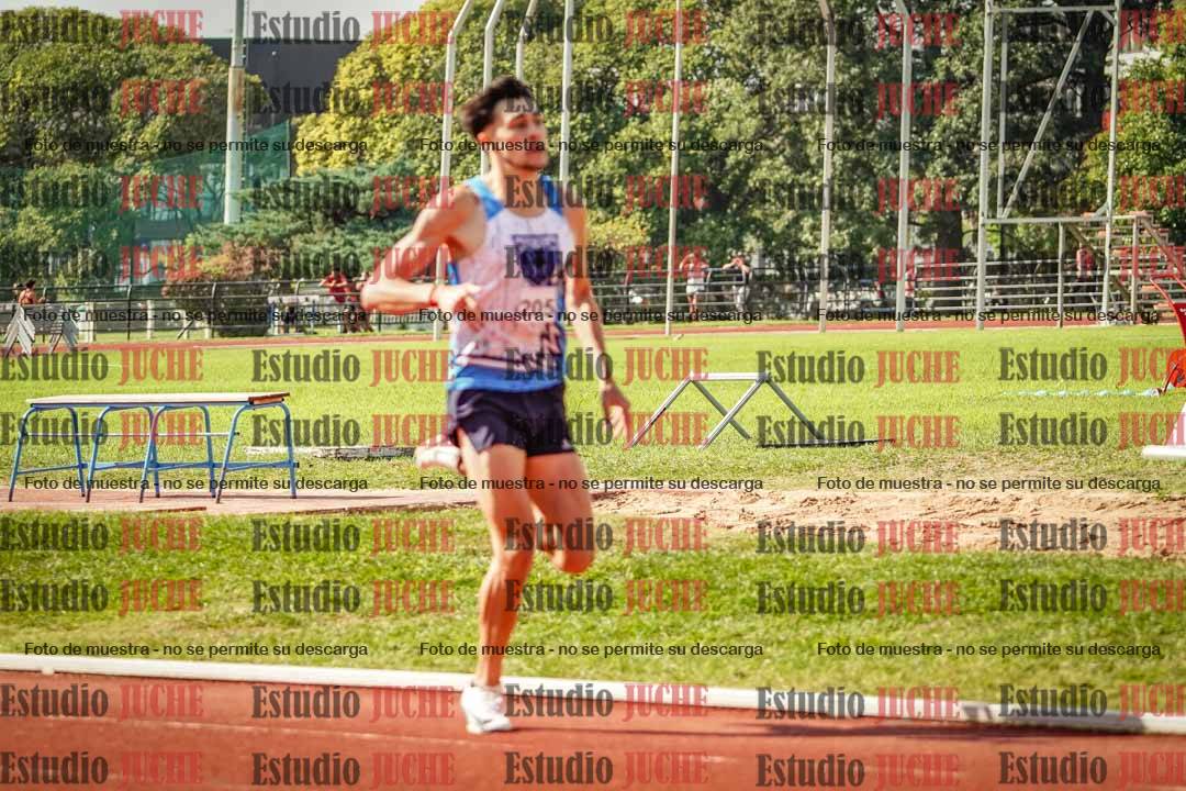 Fotos de los 800 m llanos de varones