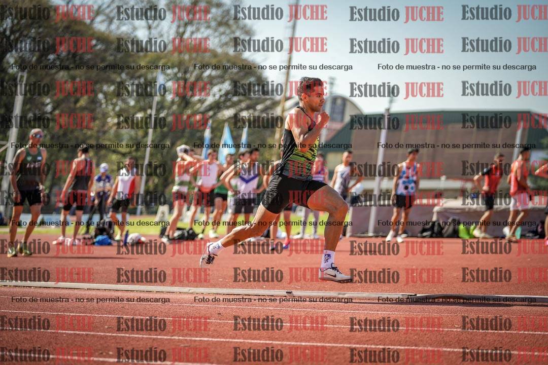 Fotos de los 400 m llanos de varones