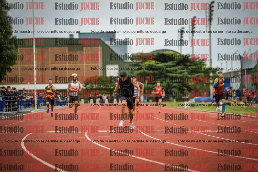 Fotos de los 400 m llanos de varones