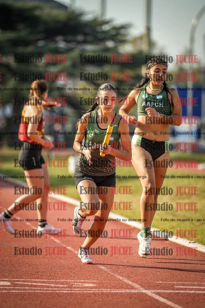 Fotos de las postas 4x400 m llanos de mujeres