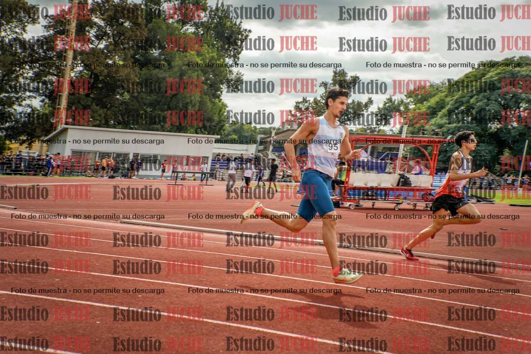 Fotos de los 800 m de varones