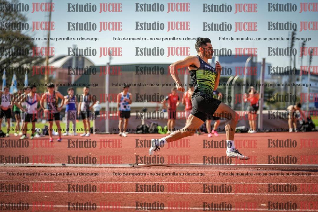 Fotos de los 400 m llanos de varones