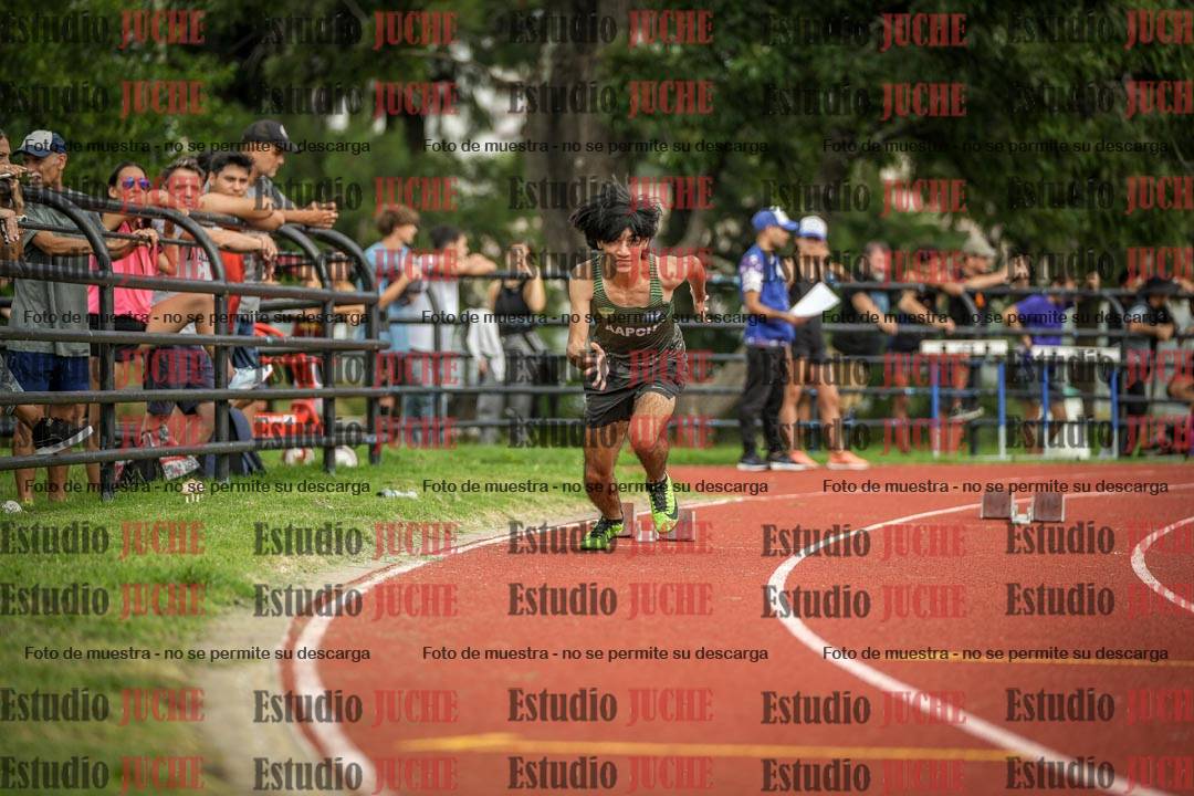 Fotos de los 200 m llanos de varones