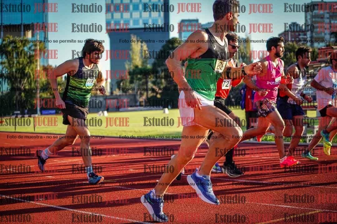 Fotos de los 3000 m llanos de varones