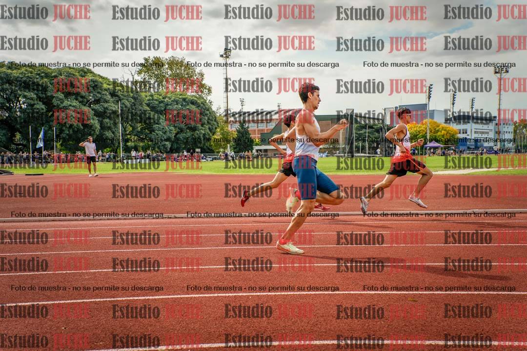 Fotos de los 800 m de varones