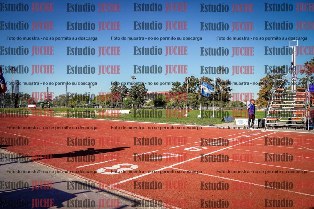 Fotos de los 400 m llanos de varones