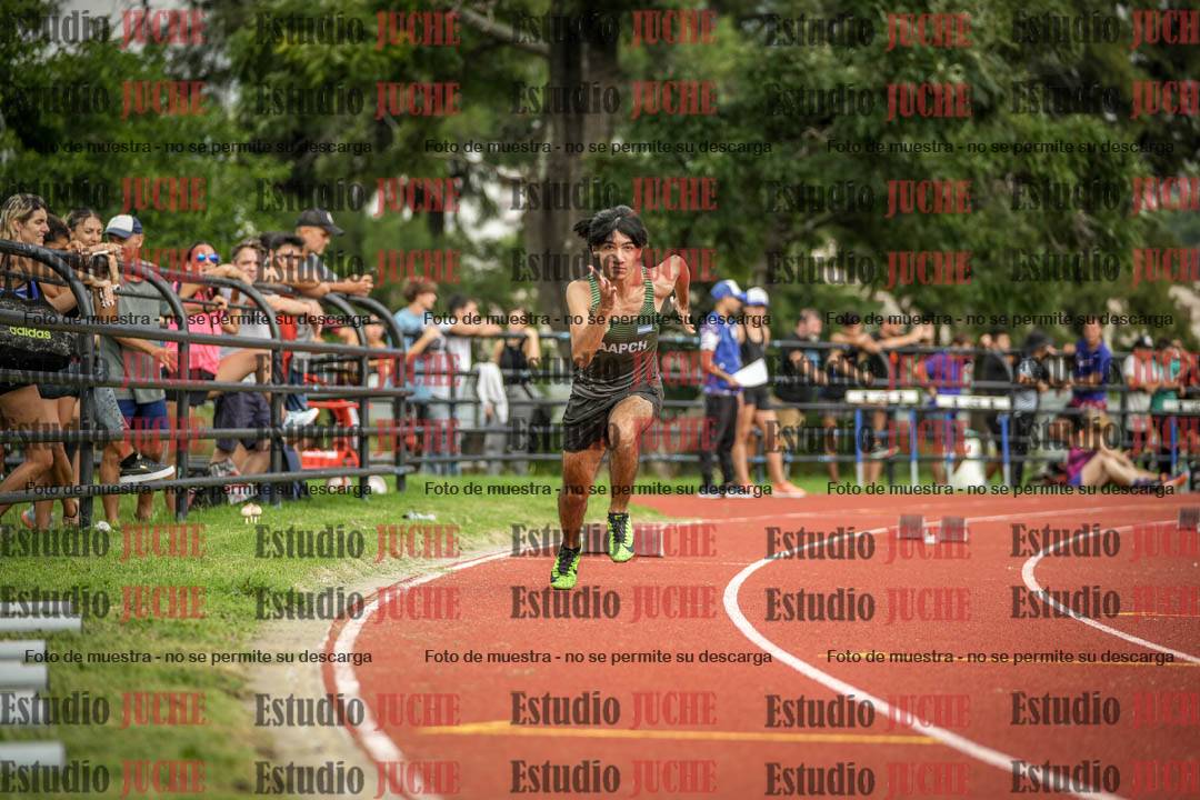 Fotos de los 200 m llanos de varones