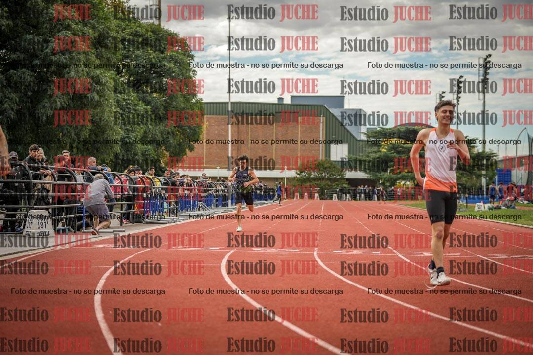 Fotos de los 400 m llanos de varones