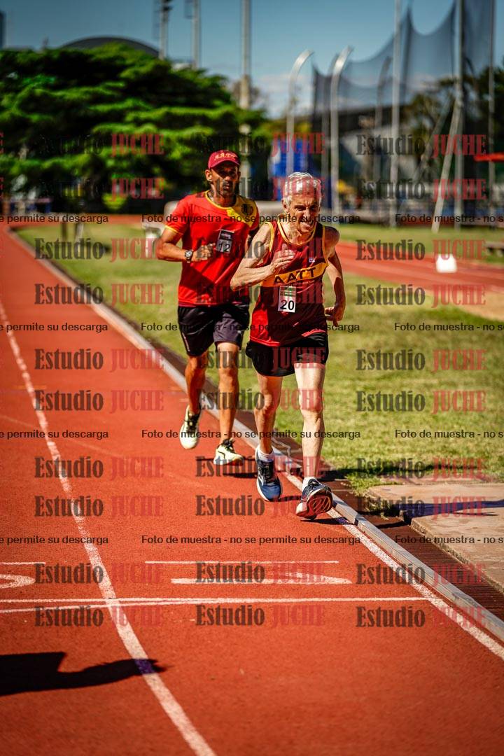 Fotos de los 800 m llanos de varones