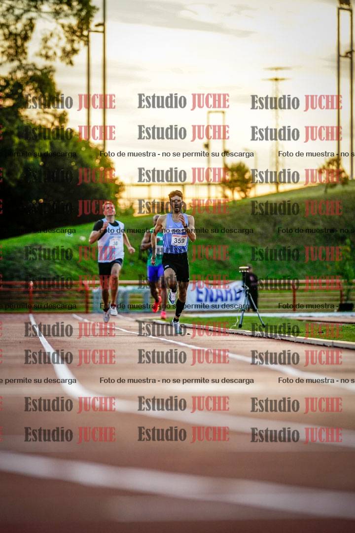 Fotos de los 1500 m llanos de varones - deca 10