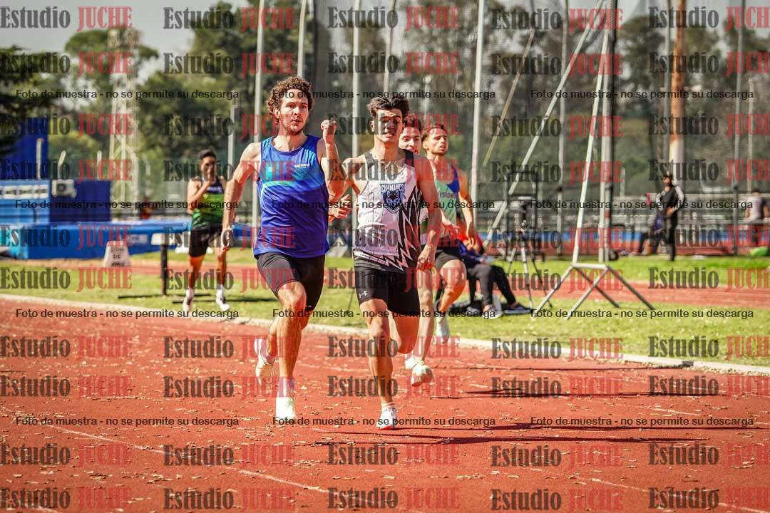 Fotos de los 400 m llanos de varones