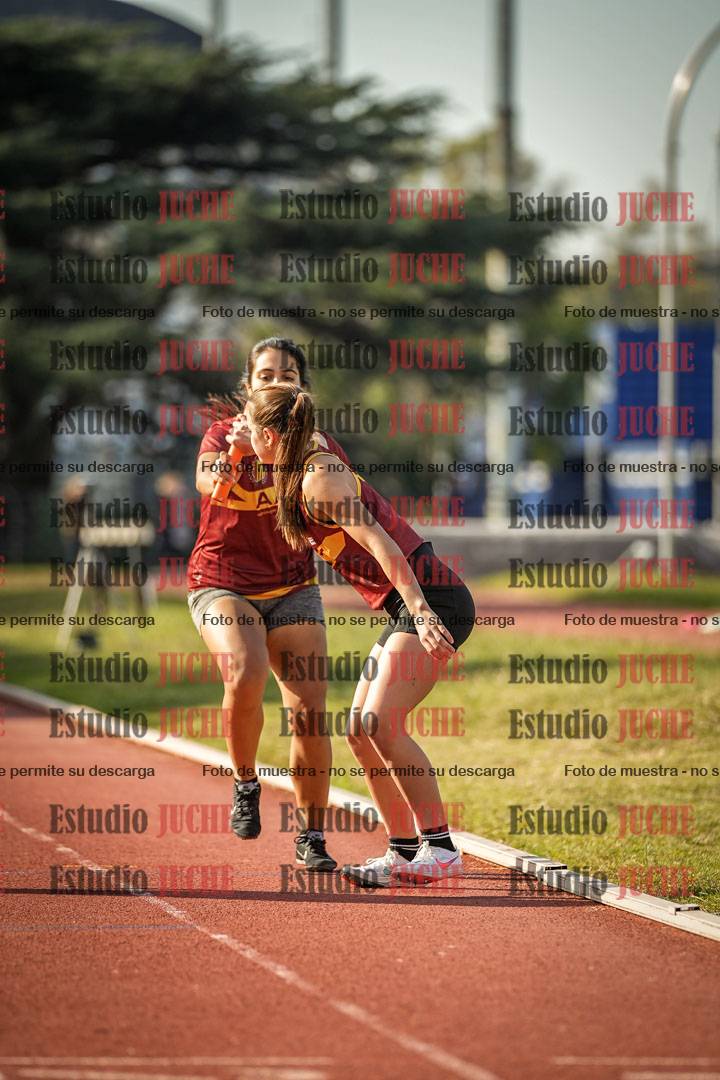 Fotos de las postas 4x400 m llanos de mujeres