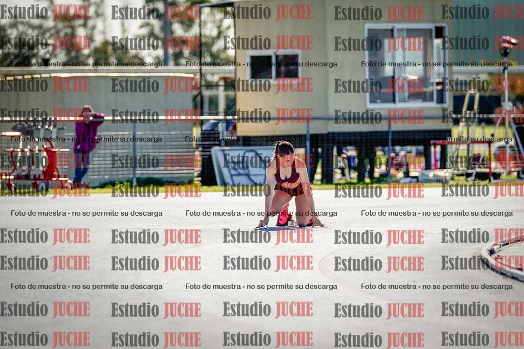 Fotos de las postas 8x300 m mixtas