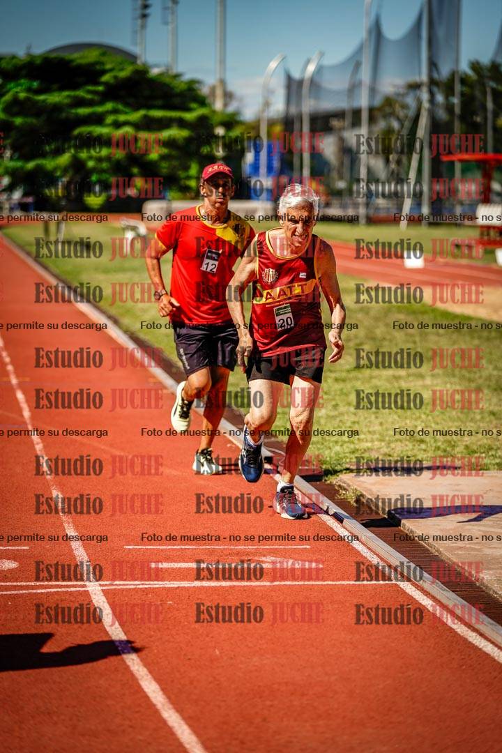Fotos de los 800 m llanos de varones