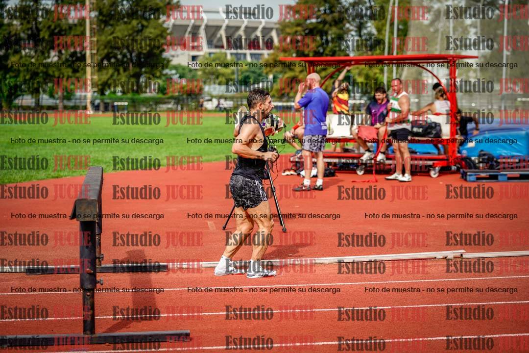 Fotos de los 3000 m con obstáculos de varones
