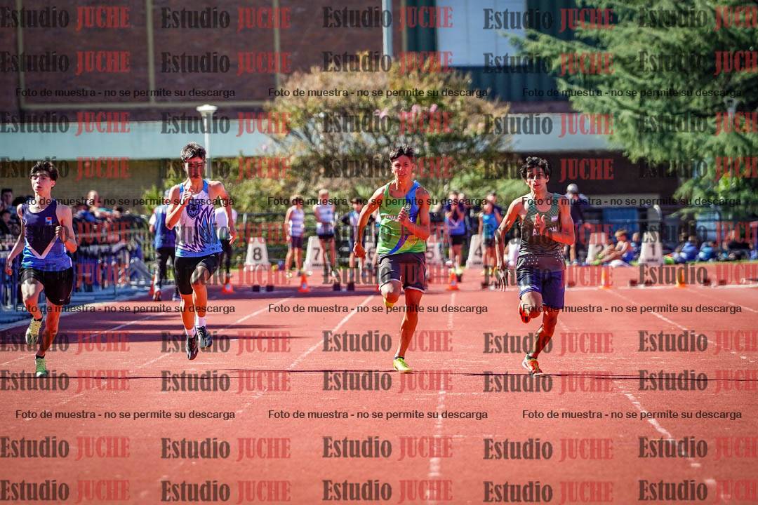 Fotos de los 80 m de varones