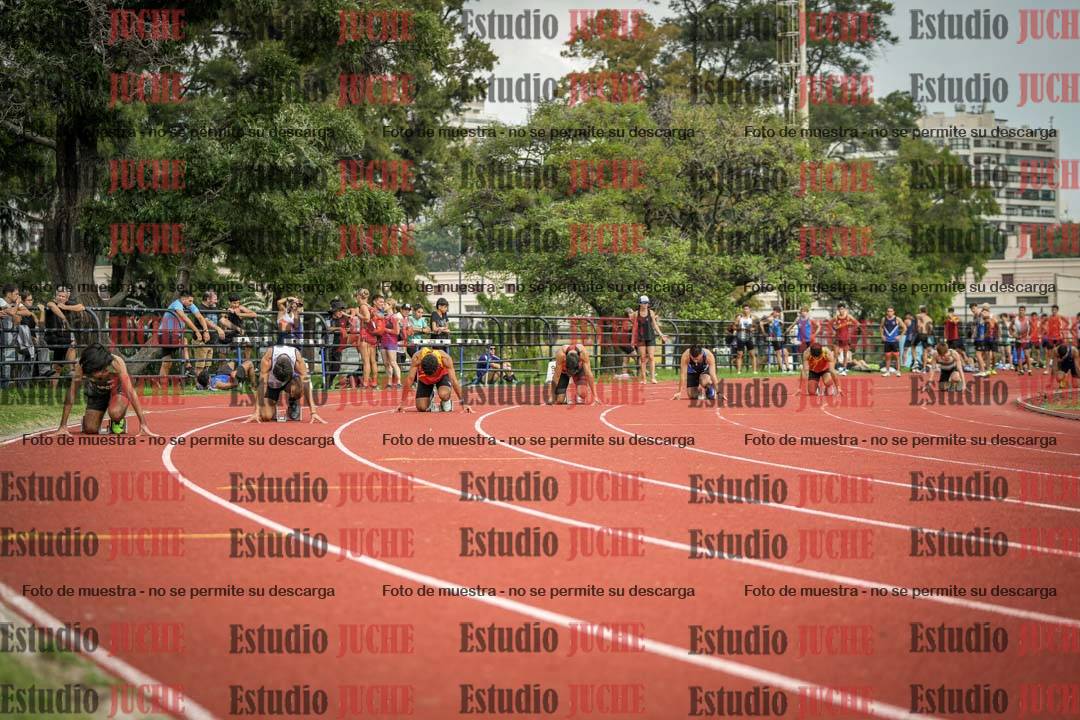 Fotos de los 200 m llanos de varones