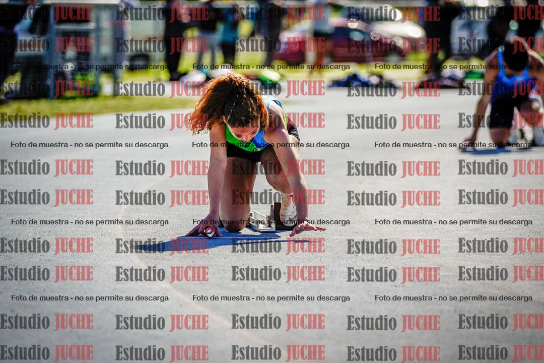 Fotos de las postas 8x300 m mixtas