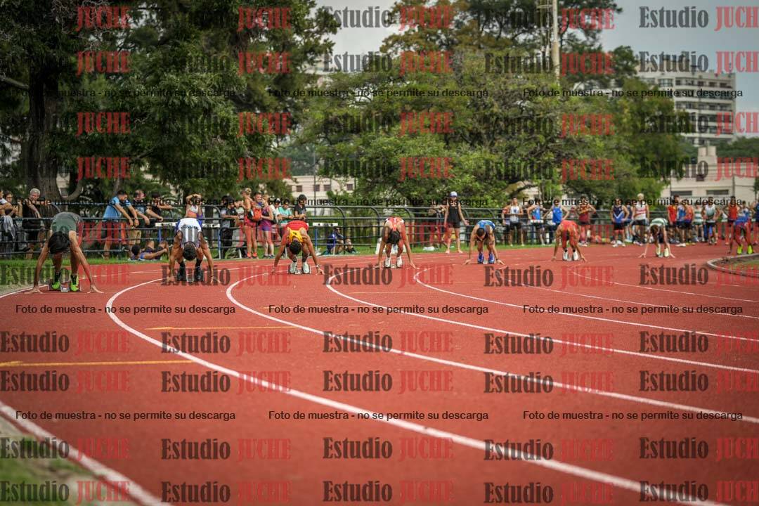 Fotos de los 200 m llanos de varones