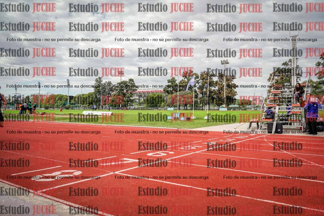 Fotos de los 400 m llanos de varones