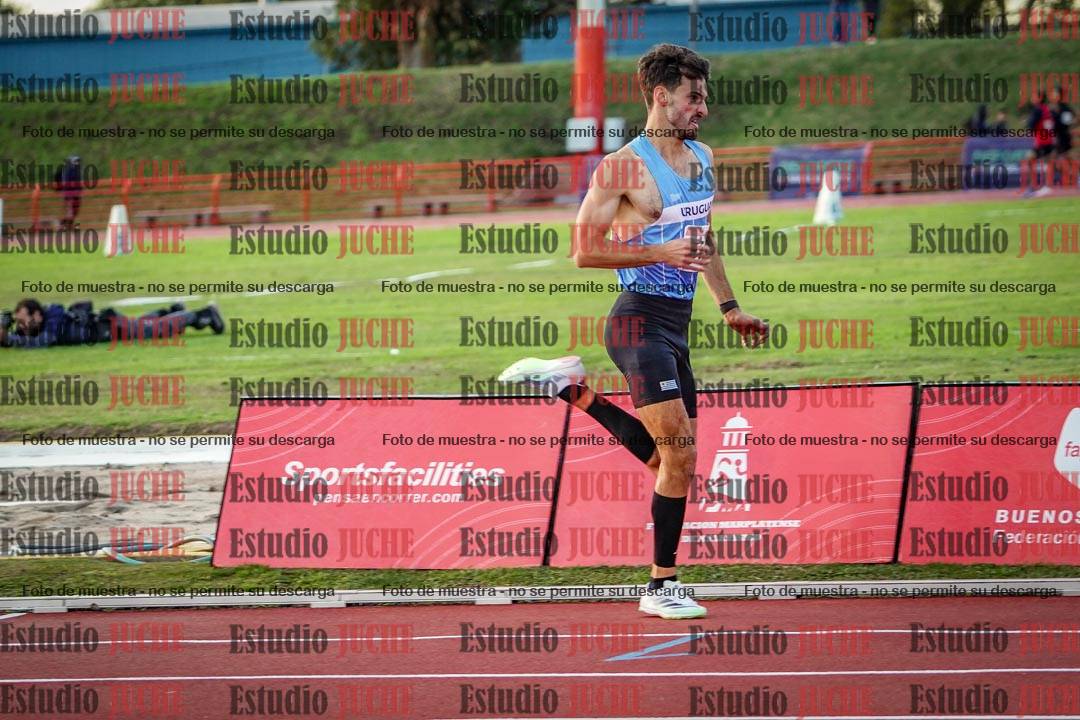 Fotos de los 1500 m llanos de varones - deca 10