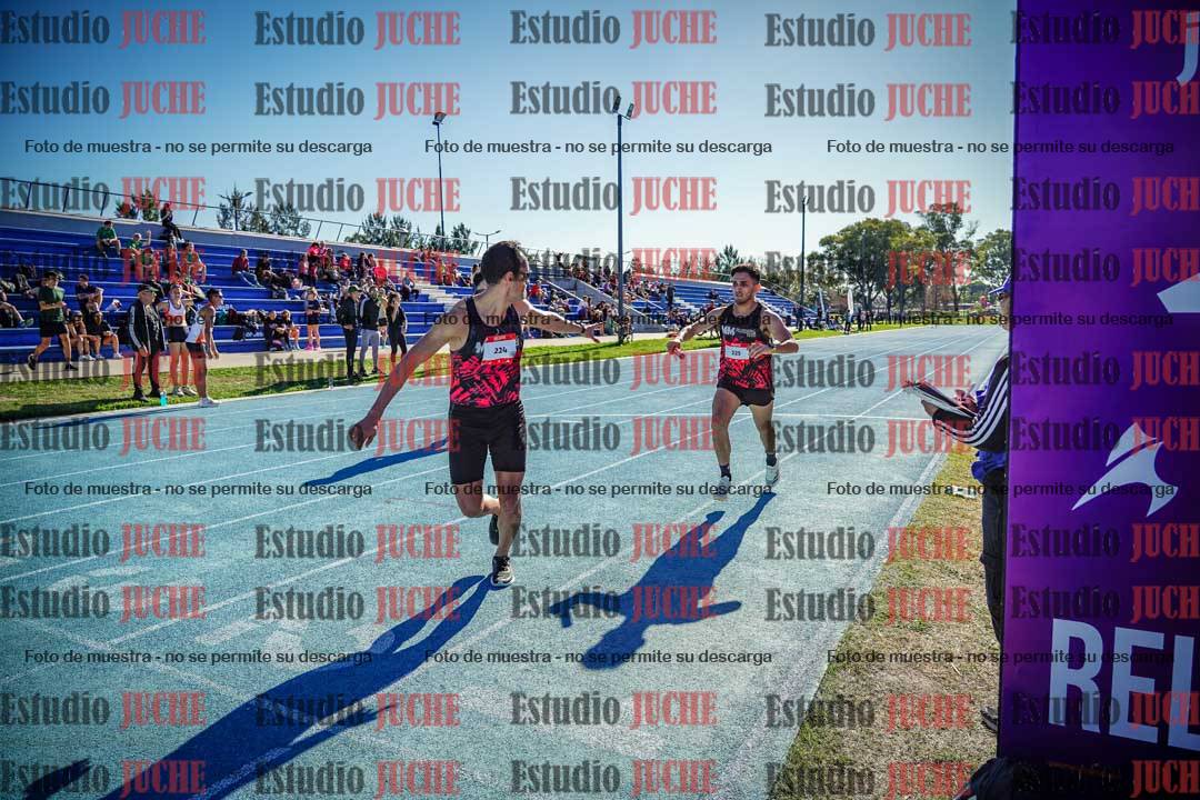 Fotos durante los relevos