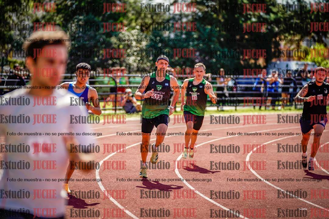 Fotos de los 800 m llanos de varones