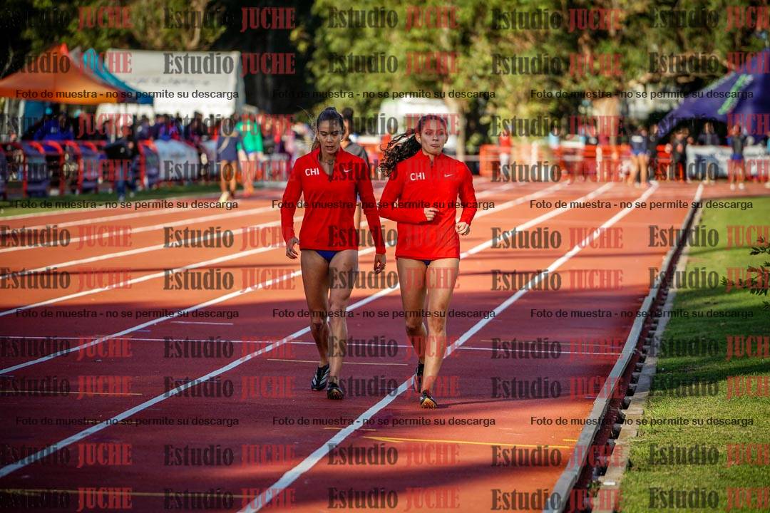 Fotos de los relevos 4x100 m de mujeres