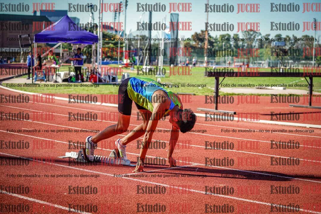 Fotos de los 400 m llanos de varones