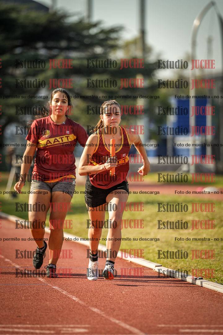 Fotos de las postas 4x400 m llanos de mujeres