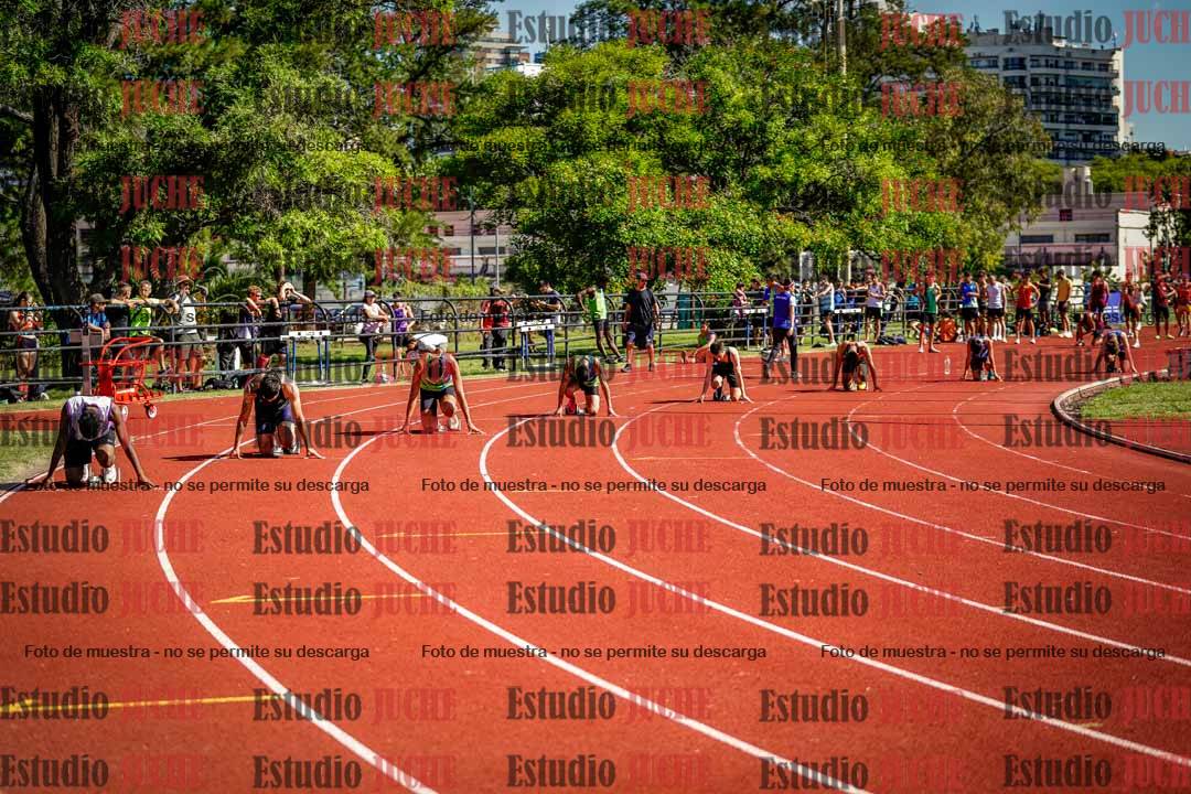 Fotos de los 200 m llanos de varones