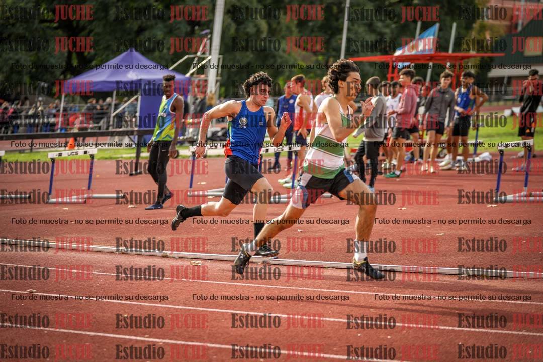 Fotos de los 400 m llanos de varones