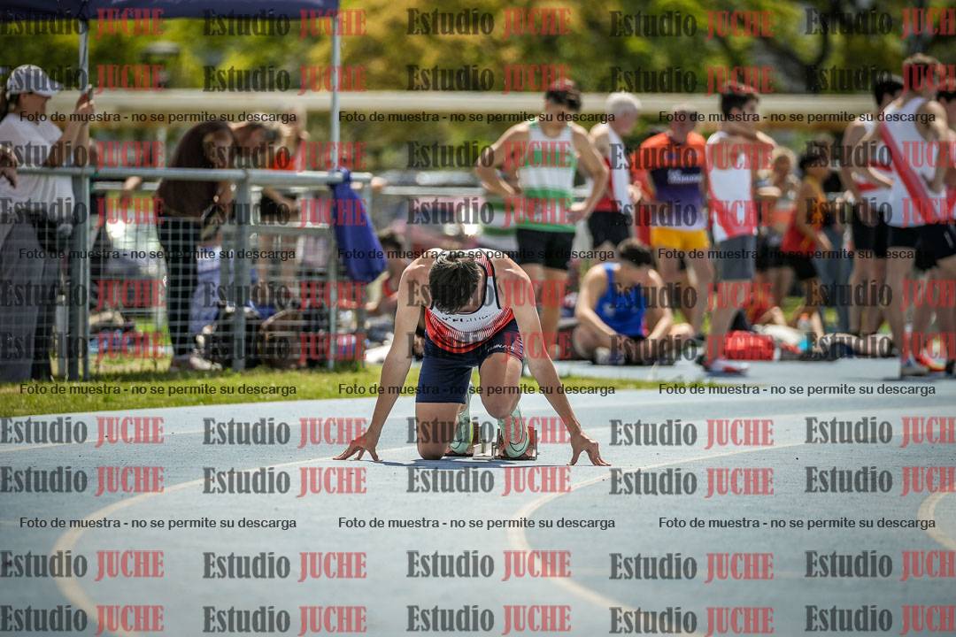 Fotos de los 400 m llanos de varones