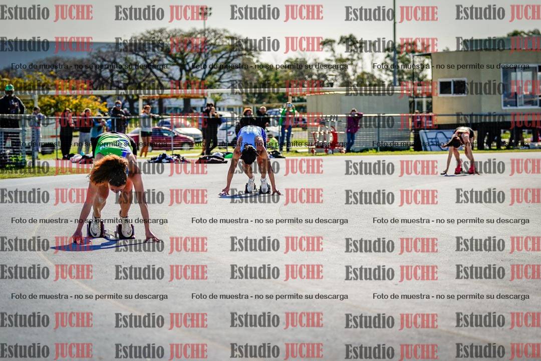 Fotos de las postas 8x300 m mixtas