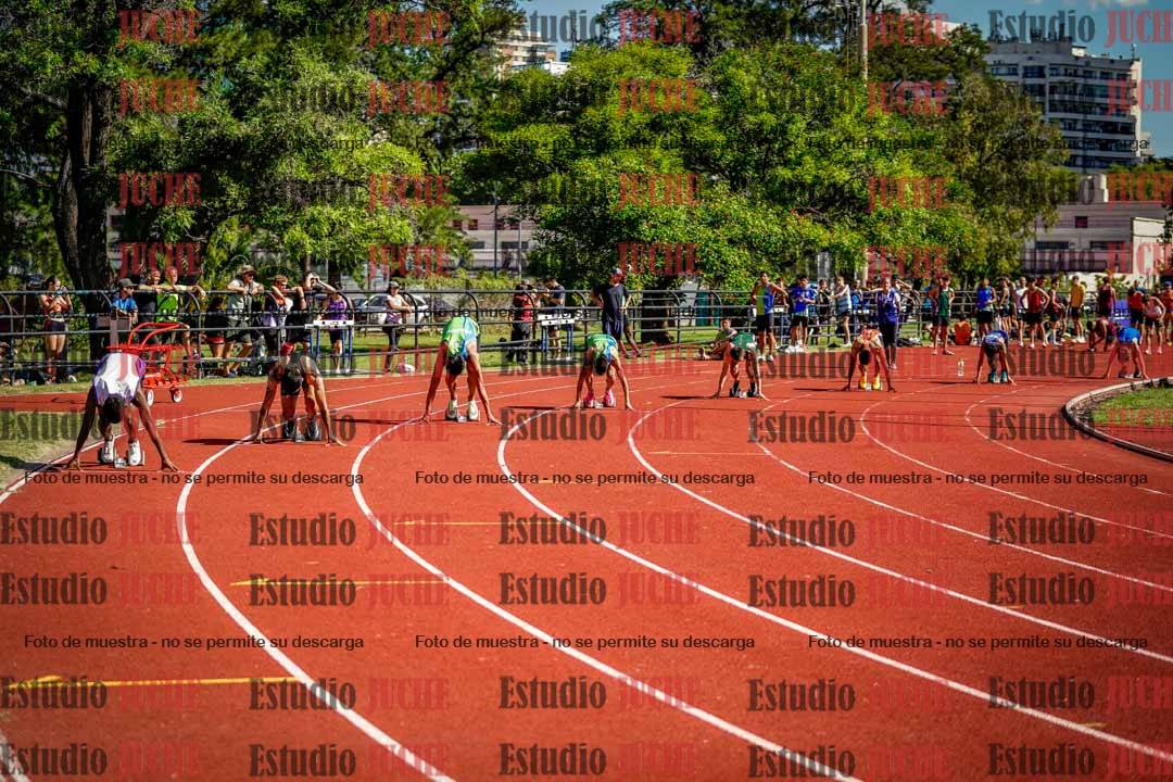 Fotos de los 200 m llanos de varones