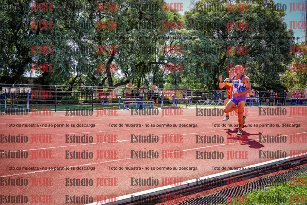 Fotos de los 100 m llanos de varones - decatlón 1