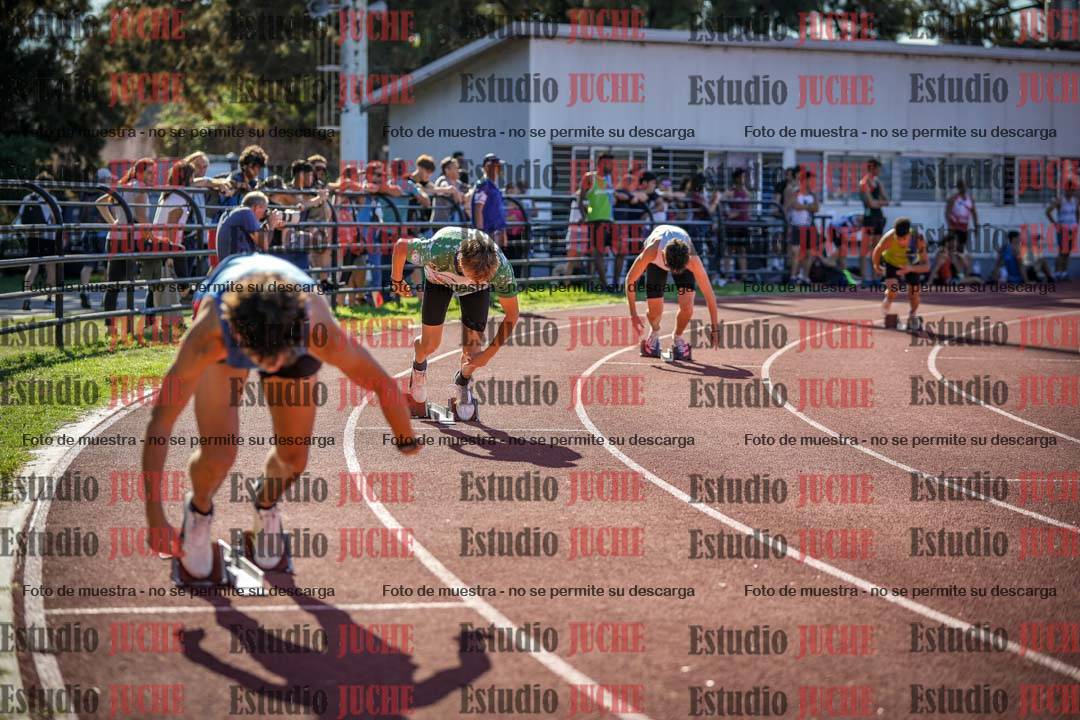 Fotos de los 400 m llanos de varones